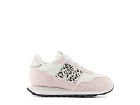 237 Slip-On Sneaker