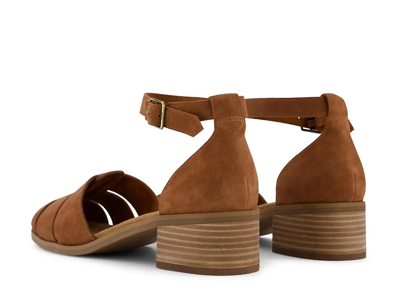 Jaclyn Sandal