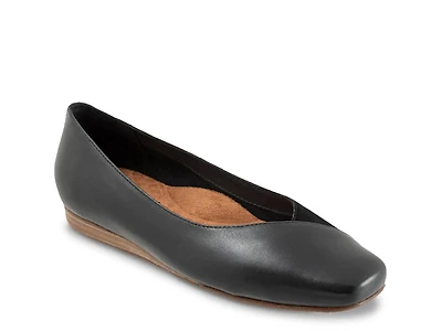 Vina Slip-On