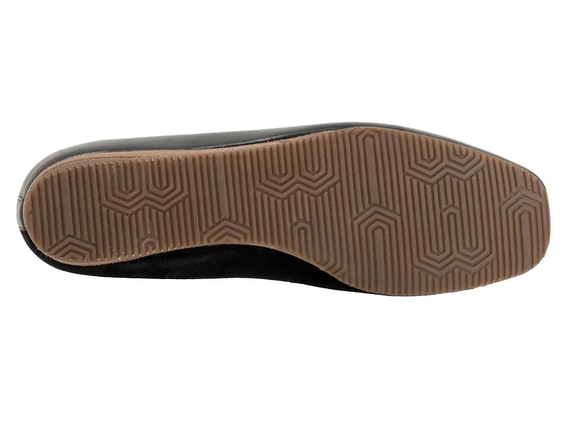Vina Slip-On