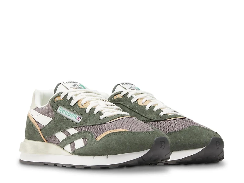 Classic Nylon 89 Sneaker