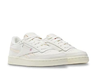Club C Revenge Vintage Sneaker - Women's