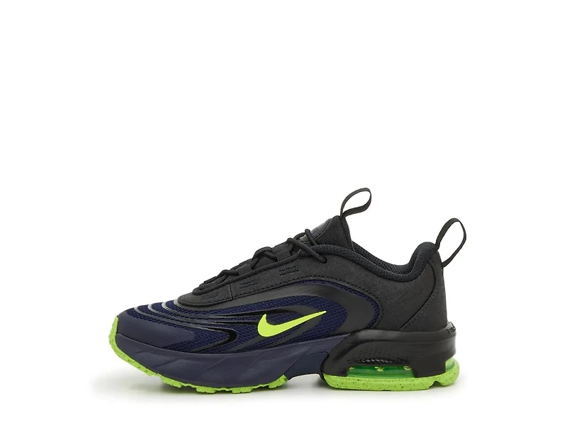 Air Max Fire Sneaker