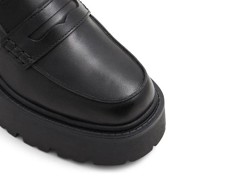 Cadaycia Platform Penny Loafer