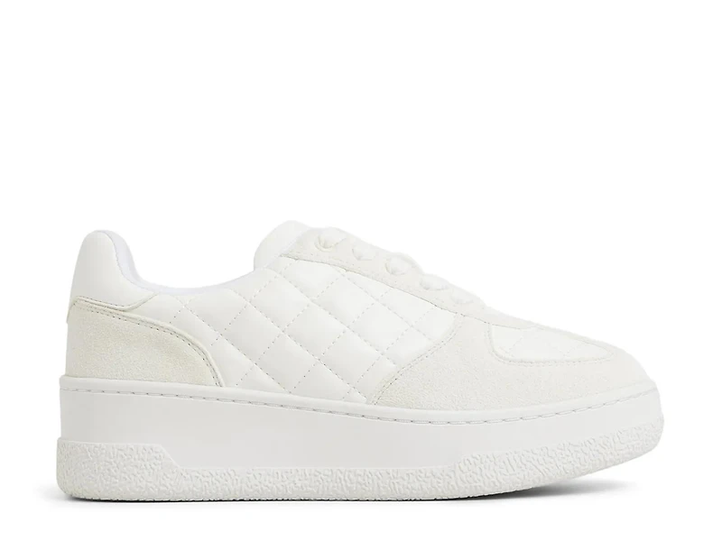 Deevale Platform Sneaker