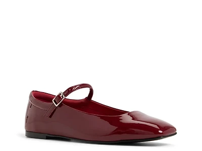 Kristyn Mary Jane Flat