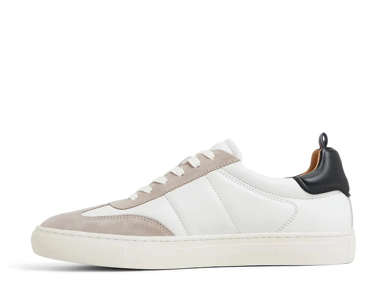 Emmerson Sneaker