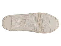 Neela Sneaker