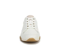 Patricia Sneaker