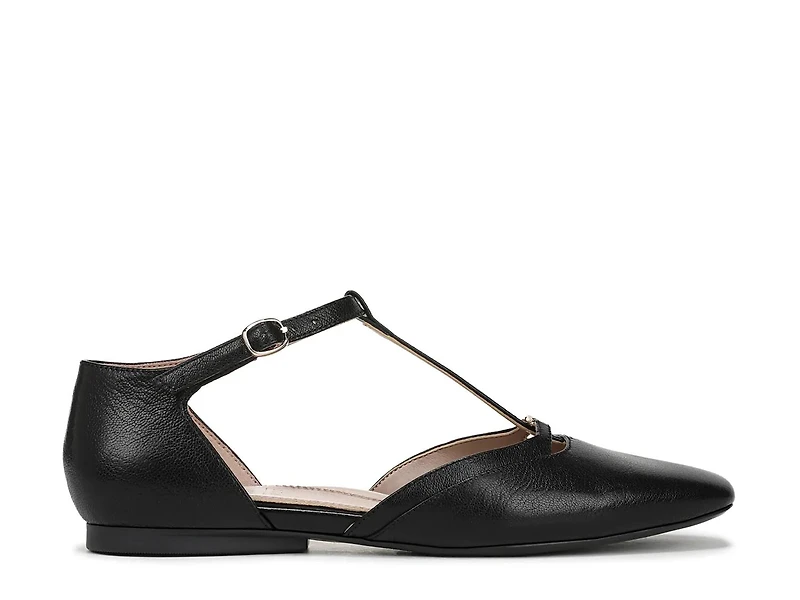 Caresse Flat