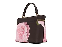 Tia Satchel