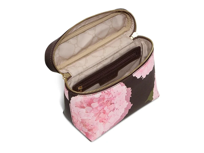 Tia Satchel