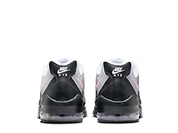 Air Max Invigor Sneaker