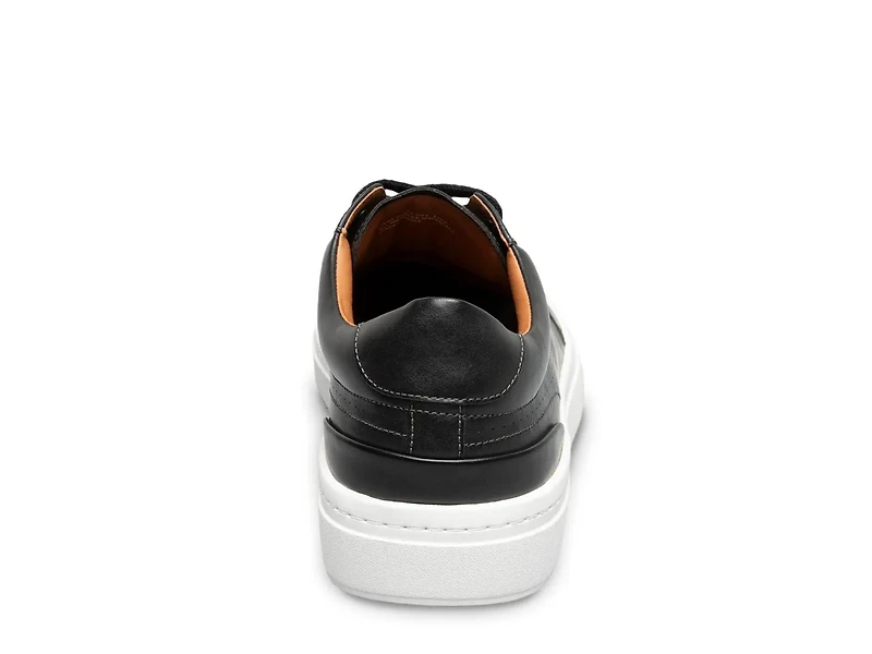 Dorian Sneaker