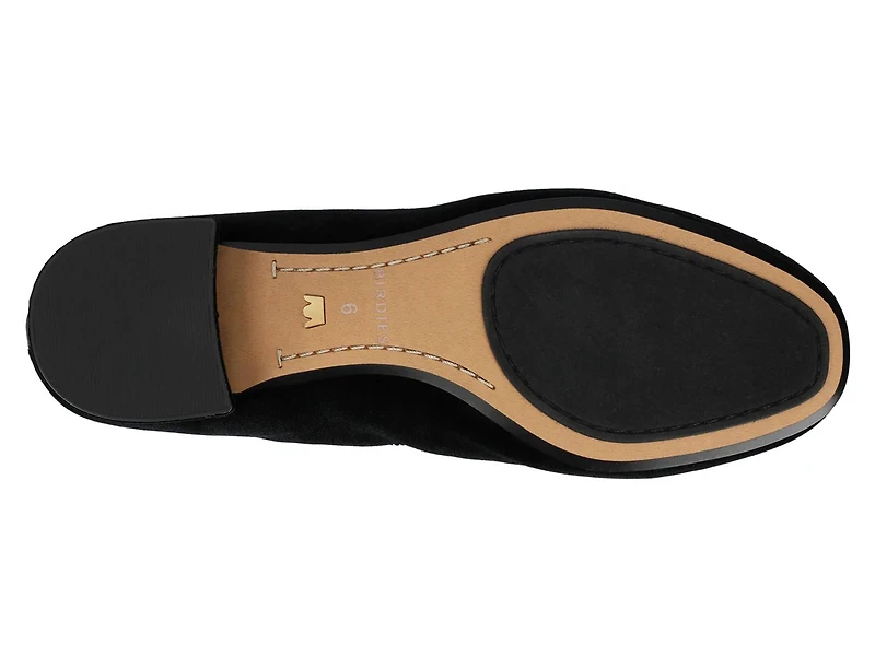 The Hummingbird 30 Pump