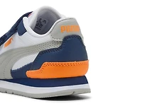 ST Runner v4 Sneaker