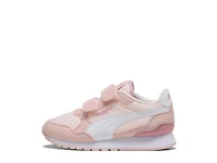 ST Runner v4 Sneaker