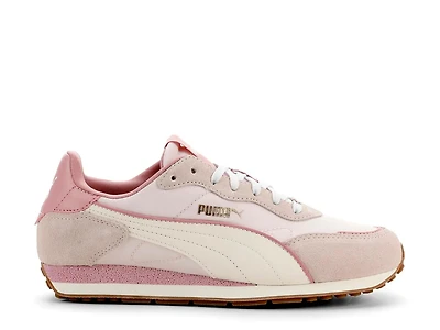 ST Miler Rose Sneaker