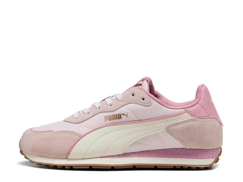 ST Miler Rose Sneaker