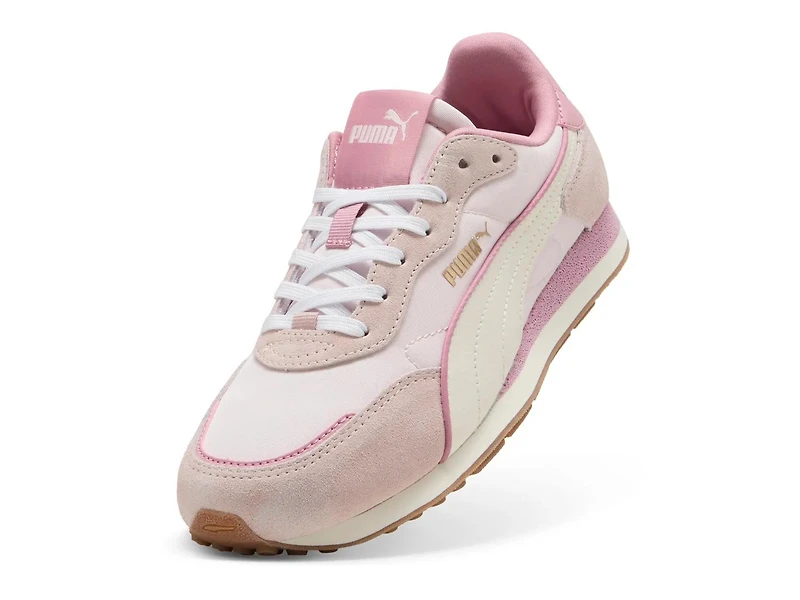 ST Miler Rose Sneaker