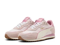 ST Miler Rose Sneaker
