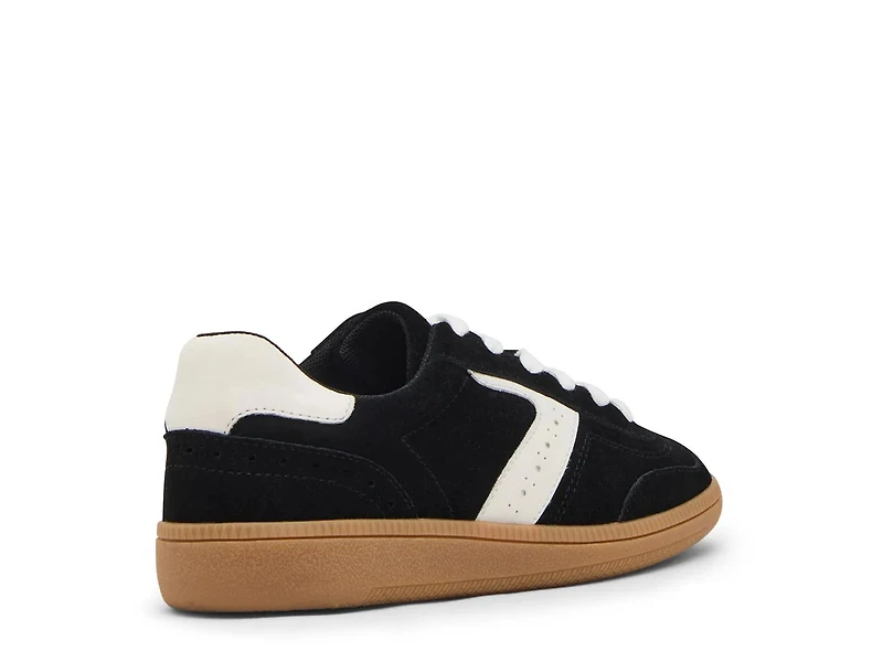 Remmie Waterproof Sneaker