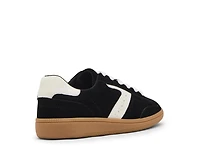 Remmie Waterproof Sneaker