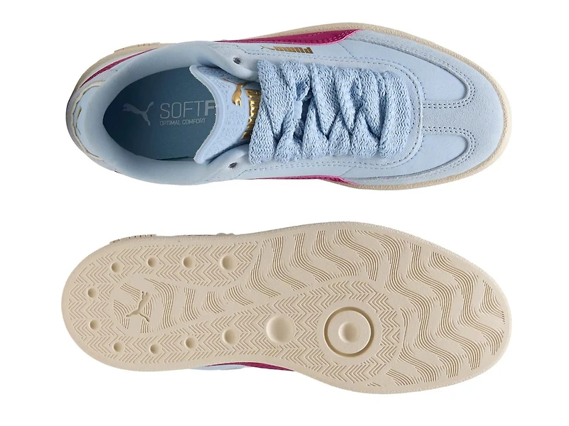 Club II Era Memories Sneaker