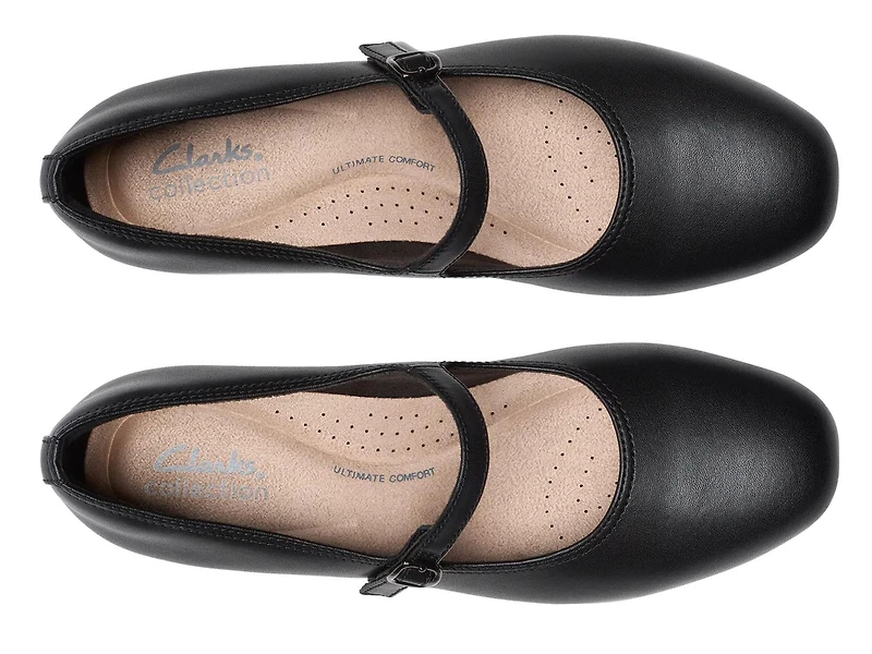 Iridessa Rae Mary Jane Pump