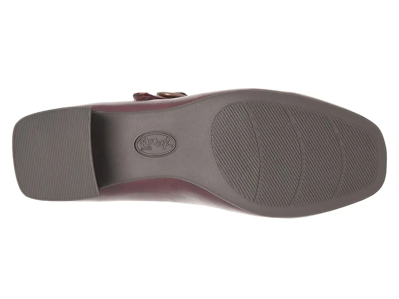 Paulette Mary Jane Pump