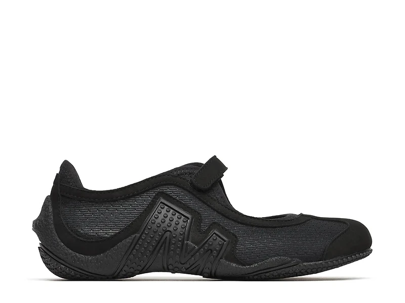 Relay Tour Mary Jane Sneaker