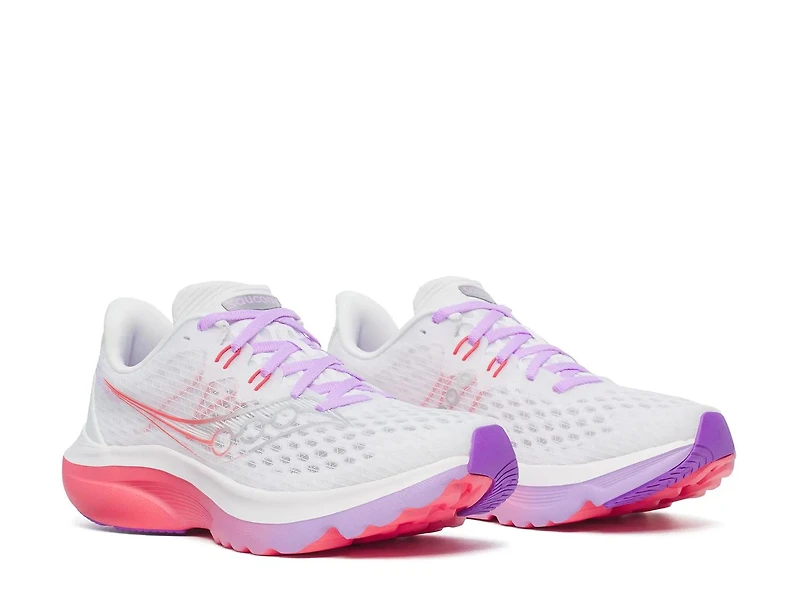 Kinvara 16 Running Shoe