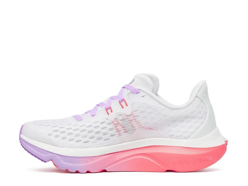 Kinvara 16 Running Shoe