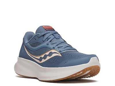 Cohesion 18 Running Shoe