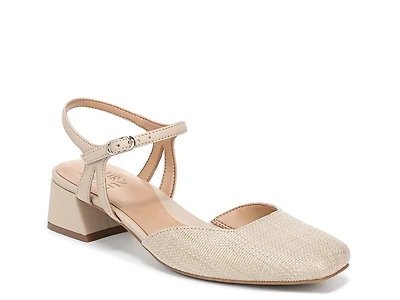 Hattie Pump