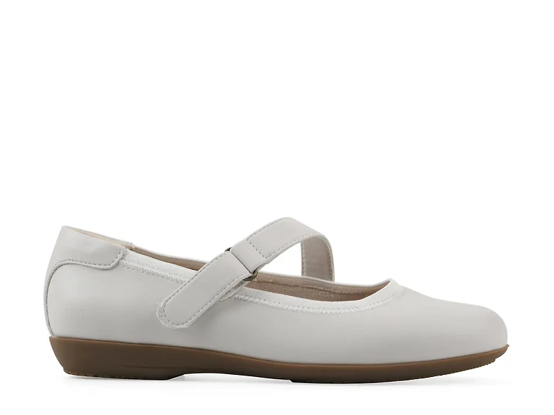 Carwen Mary Jane Flat