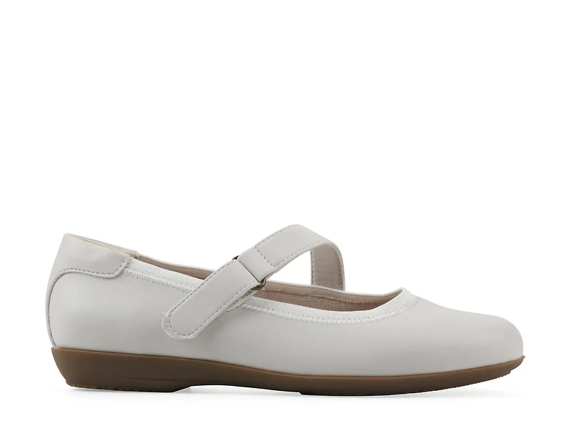 Carwen Mary Jane Flat