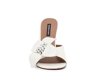 Aeryn Sandal
