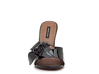 Aeryn Sandal
