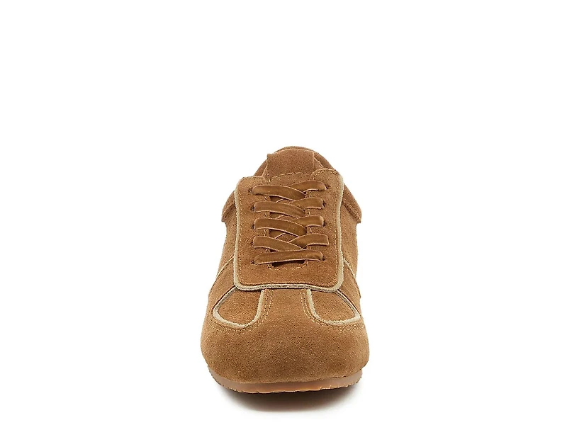 Stover Sneaker