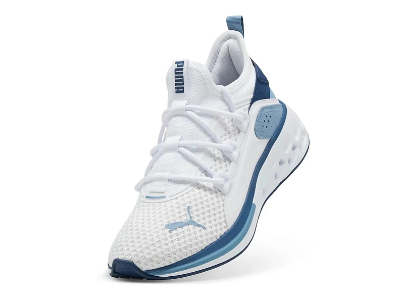 Softride Frequence Street Sneaker