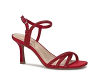Izzel Sandal