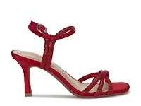 Izzel Sandal