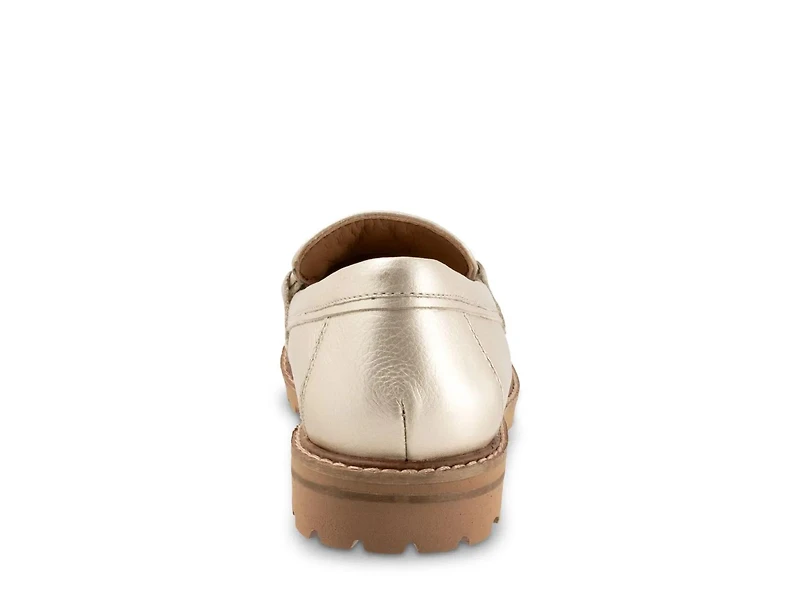 Fiora Loafer