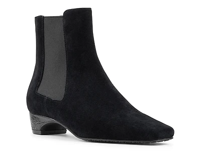 Oleana Chelsea Boot