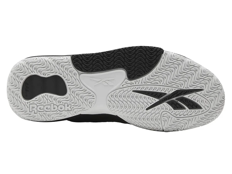 Engine LT Basketball Shoe