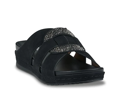 Betsy Sandal