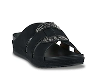 Betsy Sandal