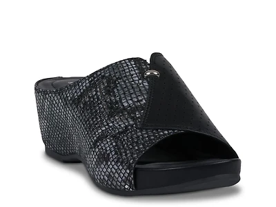 Dacia Wedge Sandal