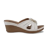 Fiora Wedge Sandal